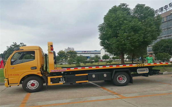 南京定远24小时拖车救援电话号码，定远道路救援公司怎么收费的